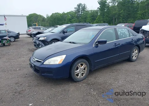 2007 Honda Accord 2.4 Se из США, поврежденный, VIN 1HGCM56327A224120